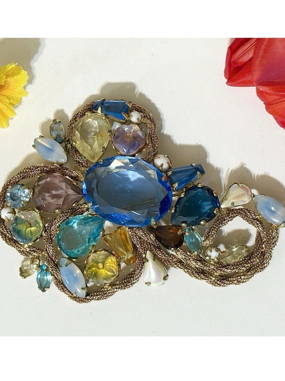 Stunning Large Juliana D&E Vintage Multi-Colour Crystal Rhinestone Floral Brooch